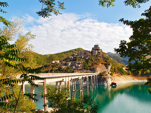Lago del Turano Rieti Lazio